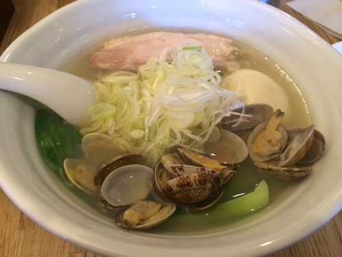 「あさり～潮～ラーメン」@らーめん 月の兎影の写真