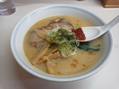 「辛味噌ラーメン 750円」@ラーメン 味よし 仙台駅前分店の写真