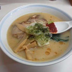 辛味噌ラーメン 750円