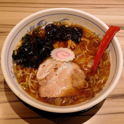 「煮干醤油ラーメン（並 720円）」@つけ麺 中華そば 昇輝丸の写真