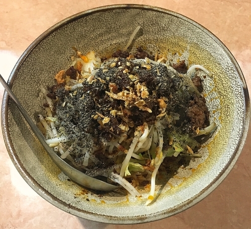 「汁のない担々麺 800円」@湯麺 破天荒の写真