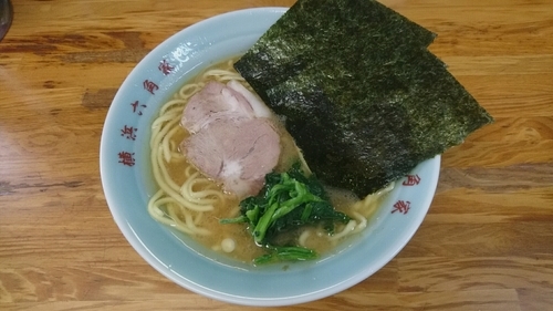 「ラーメン_650円」@六角家 六角橋本店の写真