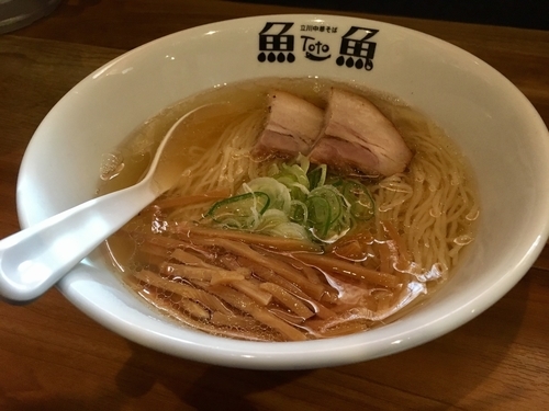 「極細中華そば 塩 ¥800」@立川中華そば とと ホンテンの写真