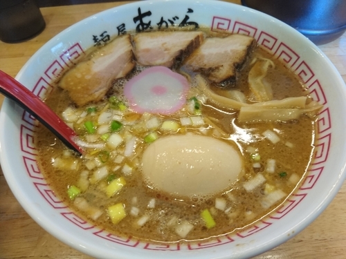 「豚骨中華そば680円＋ごはん100円＋味玉(ﾗｰﾊﾟｽ)」@麺屋あがらの写真