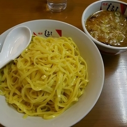 塩つけ麺（柚子入り）　（大盛り）　※ひや盛り