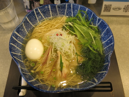 「海 味玉：900円」@ラーメンクワトロの写真