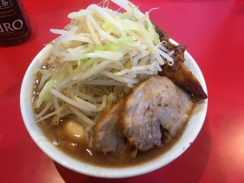 「ミニラーメン野菜増し650円、豚2枚200円、味玉100円」@麺屋 桐龍の写真