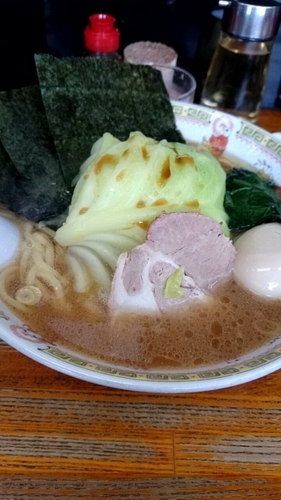 「キャベ玉ラーメン」@横浜ラーメン厨房 うえむらやの写真
