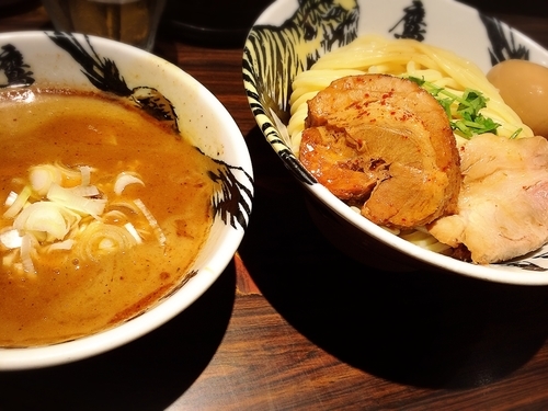 「濃厚鷹虎つけ麺」@麺屋武蔵 鷹虎の写真