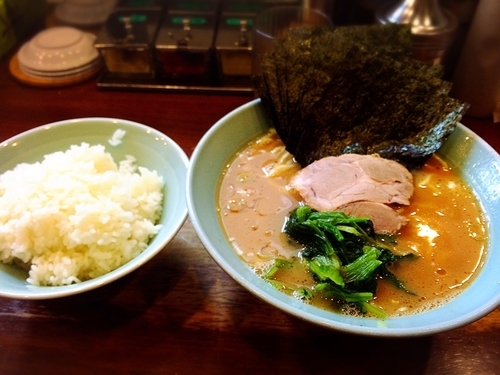 「らーめん」@横浜家系ラーメン 家家家 飯田橋店の写真