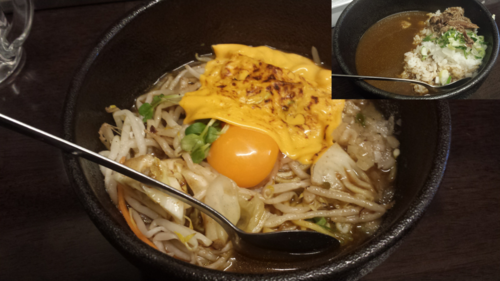 「カレーまぜそば+追い飯+炙りチェダー860円+牛スジカレー」@煮干し中華そば 津多屋の写真