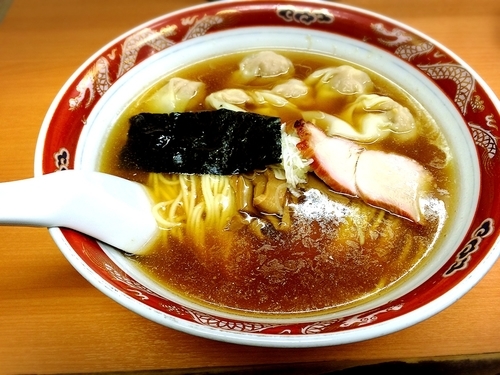 「ワンタン麺」@支那ソバ かづ屋の写真