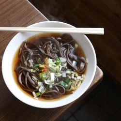 かけそば　370円