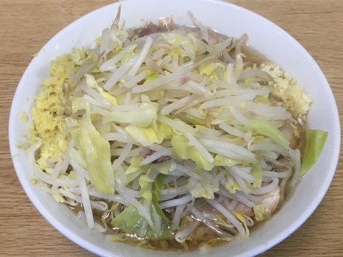 「ラーメン ﾆﾝﾆｸｽｺｼ ｱﾄｾﾞﾝﾌﾞ+ショウガ」@ラーメン二郎 栃木街道店の写真