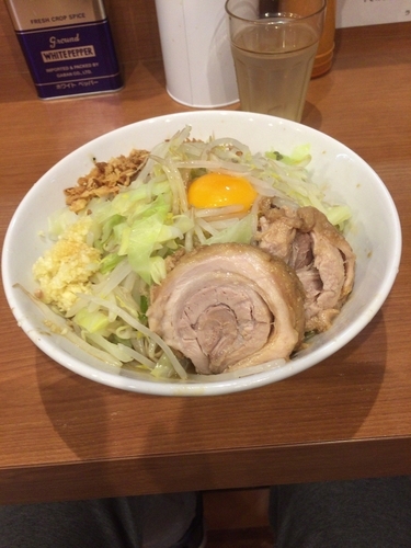 「汁なし ヤサイにんにくマシ」@ラーメンBoo Boo太郎。の写真