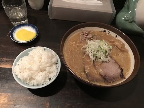 「味噌ラーメン」@すみれ 札幌中の島本店の写真