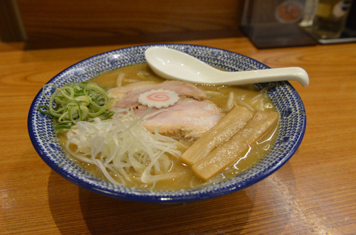「味噌ラーメン中盛り」@麺屋 戀 亀戸店の写真