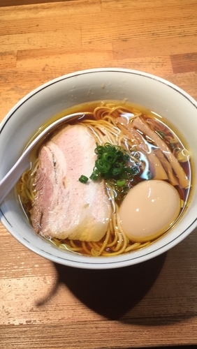 「味玉醤油ラーメン+チャーシュー丼」@麺屋 彩香の写真