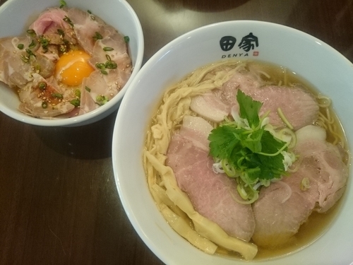 「【限定10食】濃い煮干そば＋玉子かけちゃーしゅー丼」@中華そば田家 ふくふくの写真
