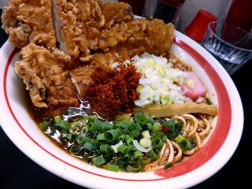 「揚チキン旨辛らーめん」@自家製麺SHINの写真