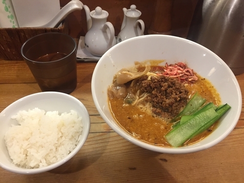 「担々麺（辛さ普通） ＋ライス（おかわり一杯まで無料）」@担々麺 ほおずきの写真