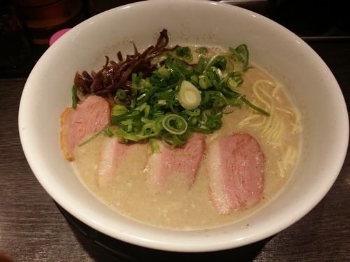 「鶏白湯ラーメン」@濃極 鹿児島地鶏ラーメン ちらん - CHIRAN - 京橋店の写真