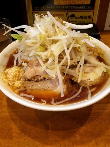 「ＢＢ（豚道場・ブラック）」@麺屋豚道場の写真