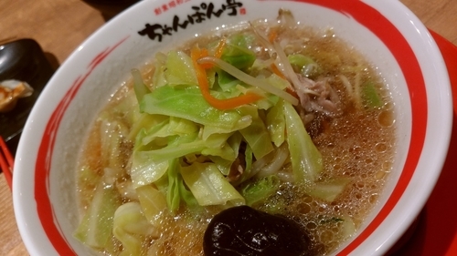 「近江ちゃんぽん麺小盛り572円」@ちゃんぽん亭総本家 ビエラ大津店の写真