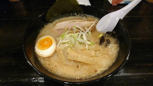 「鶏白湯麺（塩）　600円」@東京とんこつ。の写真