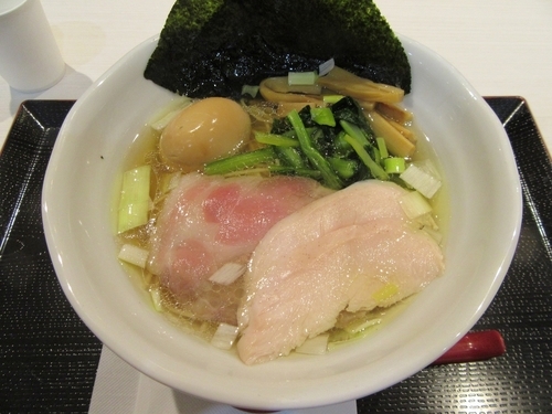 「特製鶏だし塩ＲＡＭＥＮ（１０４８円）」@RAMEN 火影 ラゾーナ川崎店の写真