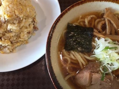 「ラーメン+半チャーハン」@武蔵小山大勝軒の写真