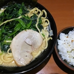横浜家系ラーメン 壱角家 南池袋店の画像