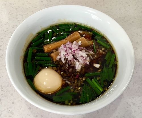 「BLACK【限定】+味玉」@ラーメン星印の写真