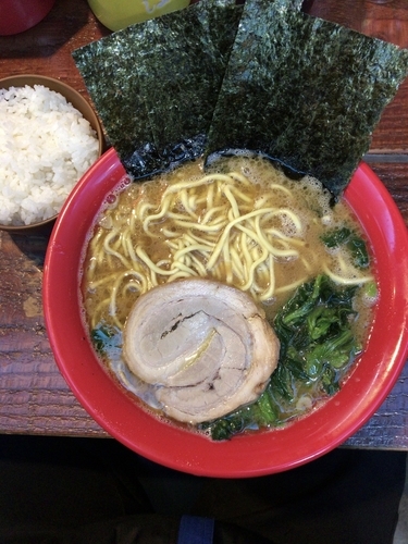 「ラーメン（680円）」@横浜家系ラーメン いとし家の写真
