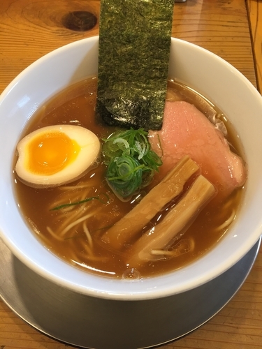 「丸鶏中華そば  800円」@らぁ麺 めん奏心の写真