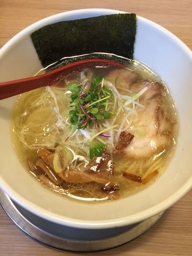 「燕らーめん 塩  680円」@麺屋 燕の写真