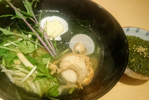 「帆立わかめそば、めかぶ飯（それぞれ限定）」@饗 くろ㐂の写真