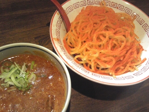 「【クレイジーメニュー】アホみたいに辛いつけ麺￥890」@ラーメンアキラの写真