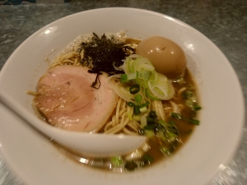 「味玉らーめん(醤油・並盛・140g)880円→0円」@らぁめん家 有坂の写真