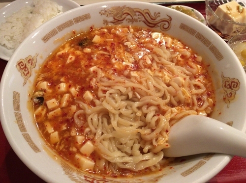 「酸辣麺 600円」@百楽門の写真