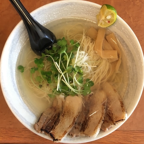 「鯛塩らーめん (700円) チャーシュー (100円)」@なゆたの写真