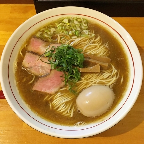 「らーめん（魚）大盛￥８５０＋味玉￥１００」@麺庵ちとせの写真