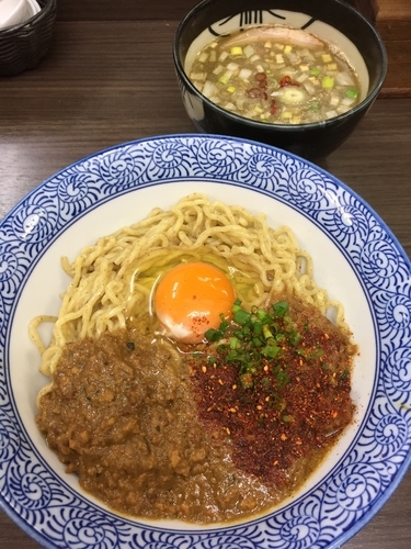 「【季節限定】牡蠣味噌かま玉つけそば ￥980」@頓知房の写真