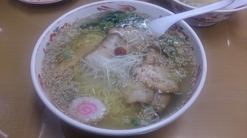 「塩ラーメン620円+大盛り150円」@めんや 梟の写真