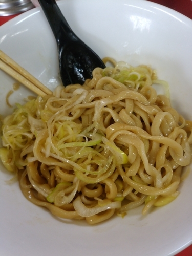 「小ラーメン　生卵　味ネギ」@ラーメン二郎 茨城守谷店の写真