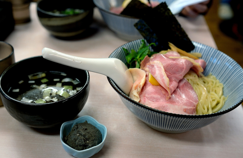 「煮干しつけ麺（あっさり）大盛」@中華そば よしかわの写真