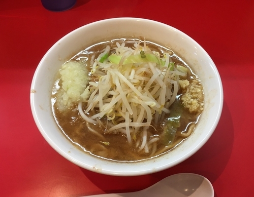 「ミニらーめん650円＋タマネギ30円（無料ニンニク少なめ）」@麺屋 桐龍の写真