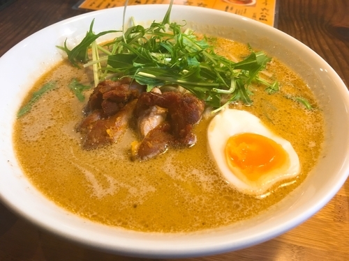 「エスニックラーメン」@ラーメン仮面 55（PAHAPAHA）の写真
