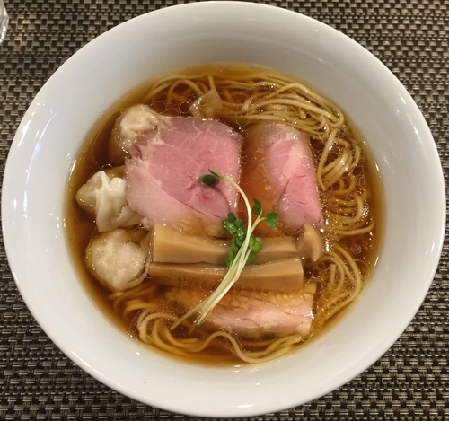 「鶏ワンタンそば1030円」@らぁ麺 やまぐちの写真