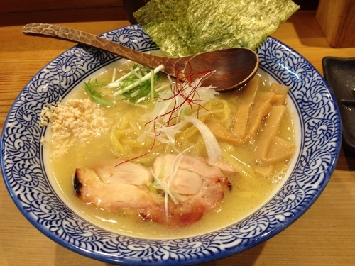 「濃厚鶏白湯そば」@鶏そばつけそば そるとの写真